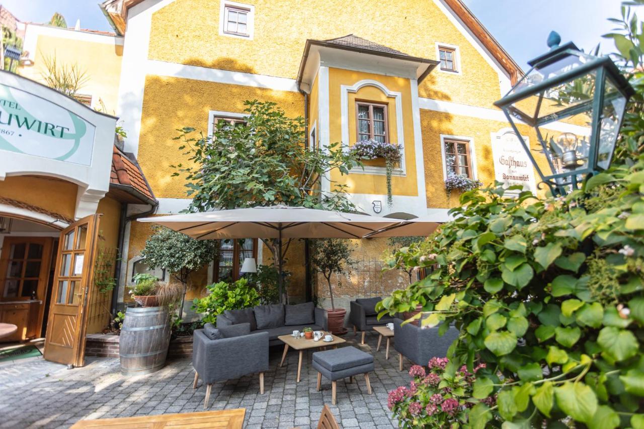 Donauwirt - Hotel Garni 레헨스테이너와차우 외부 사진